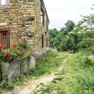 O-Mazo-casa-rural-no-corazon-do-courel-turismo-sostenible-900x676